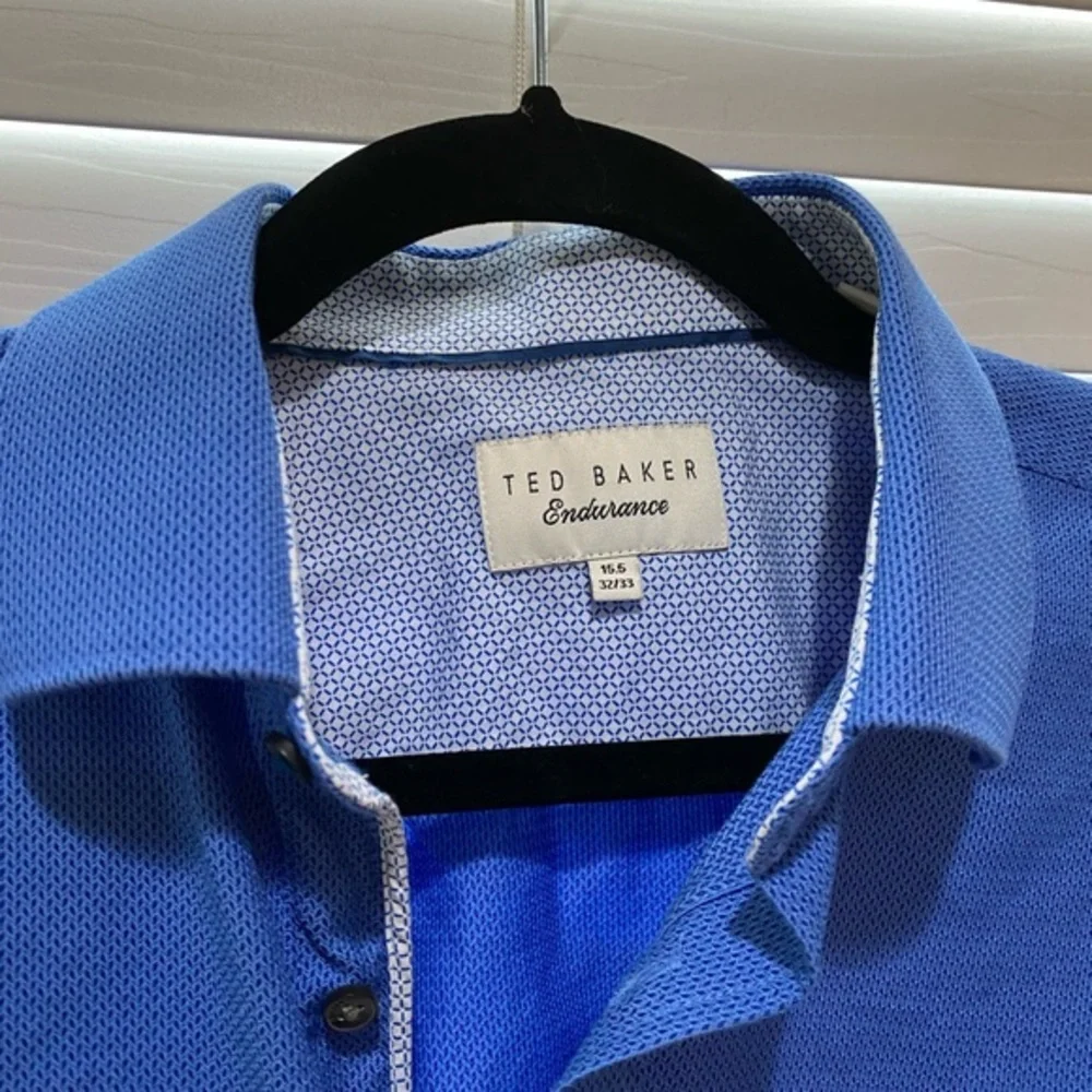 Ted‎ Baker Button Up - Size 15.5